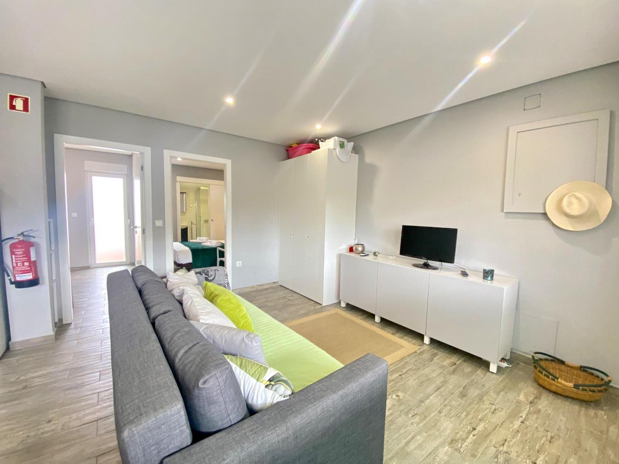 Quarteira Stylish 2 By Homing Apartman Kültér fotó